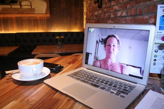 skype dietitian working with clients worldwide